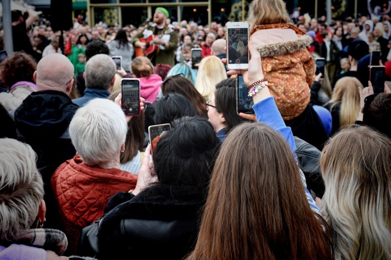 Other image for Tom pays tribute to ‘amazing fans’